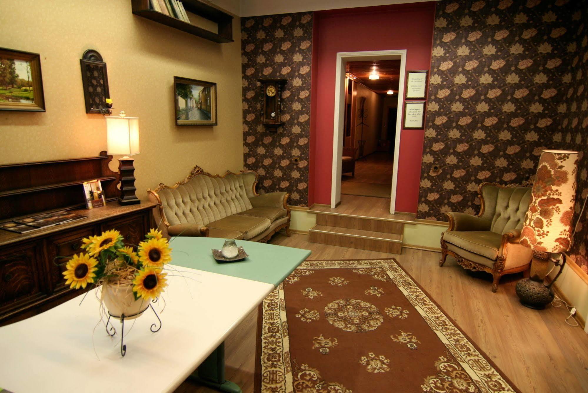Oldhouse Hostel Ταλίν Εξωτερικό φωτογραφία